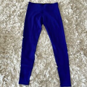 Lululemon wunder under black and blue reversible legging vintage